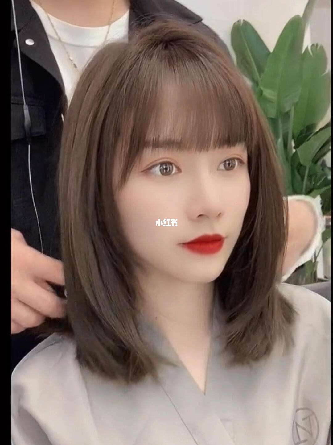 最新发型2022女(最新发型女图片2020)
