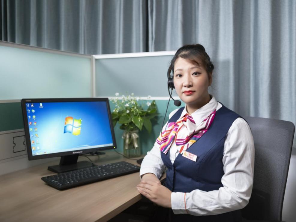 江苏联通客服电话区号(江苏联通客服热线号码)