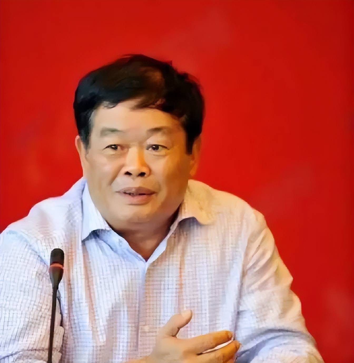曹德旺八字(曹德旺的面相分析)