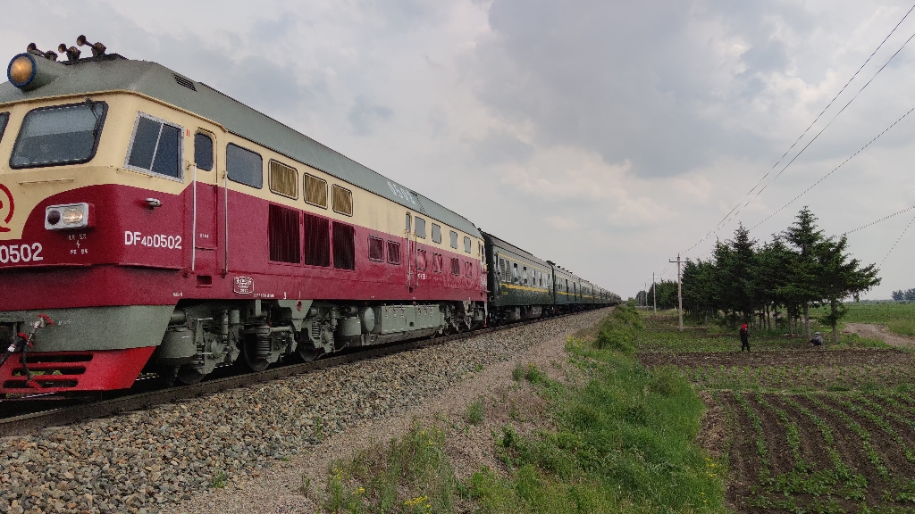 k1074(k1074列车17车厢座位图) k1074(k1074列车17车厢座位图)