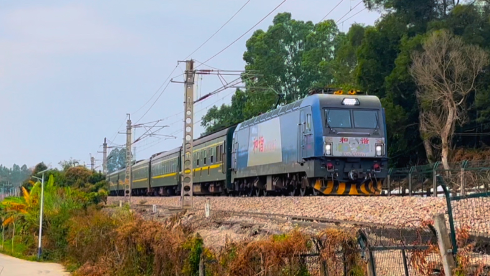 k492(k492经过站点)