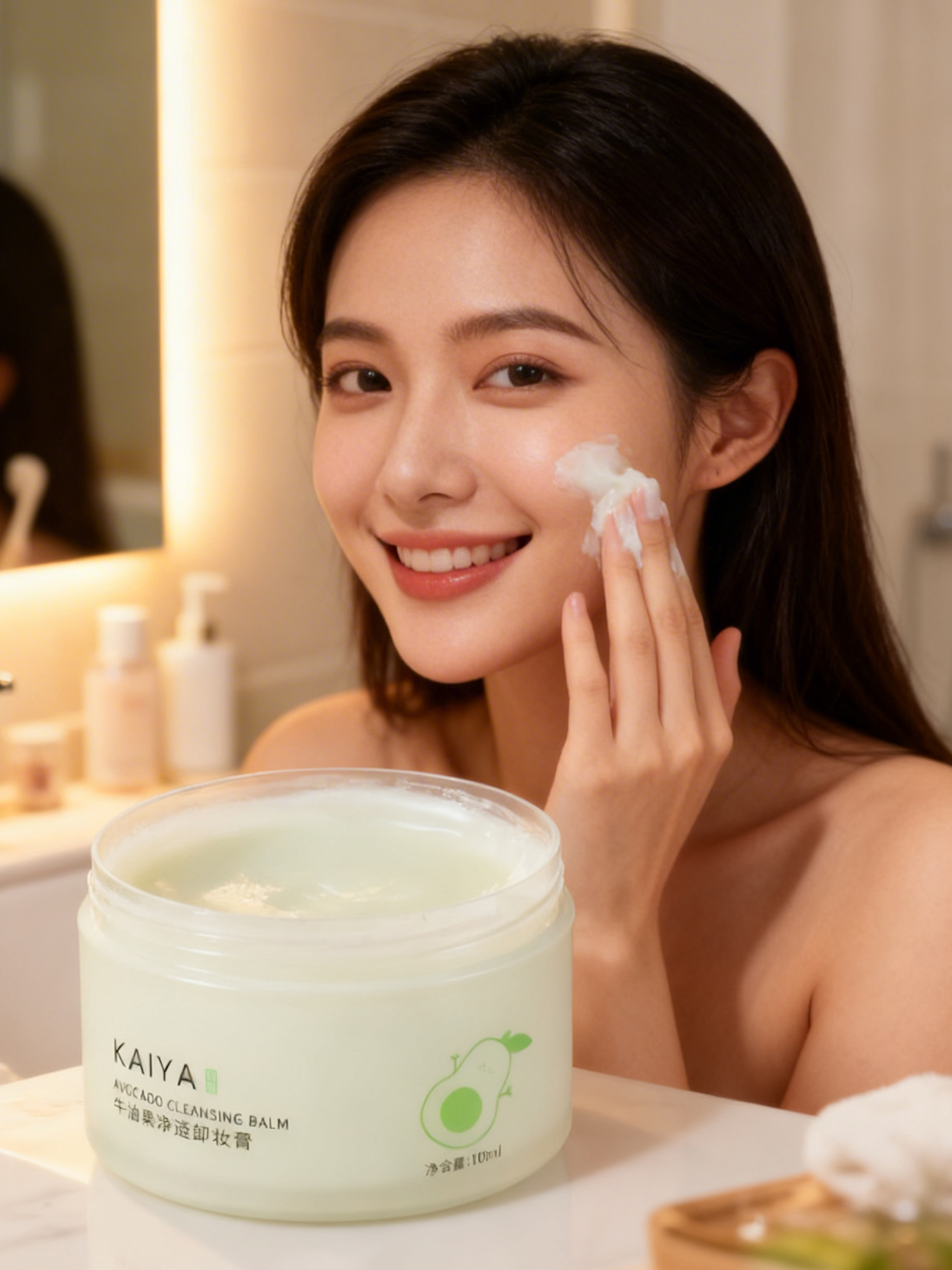 卸妆水可以直接涂到脸上吗(卸妆水可以直接涂到脸上吗女生) 卸妆水可以直接涂到脸上吗(卸妆水可以直接涂到脸上吗女生)