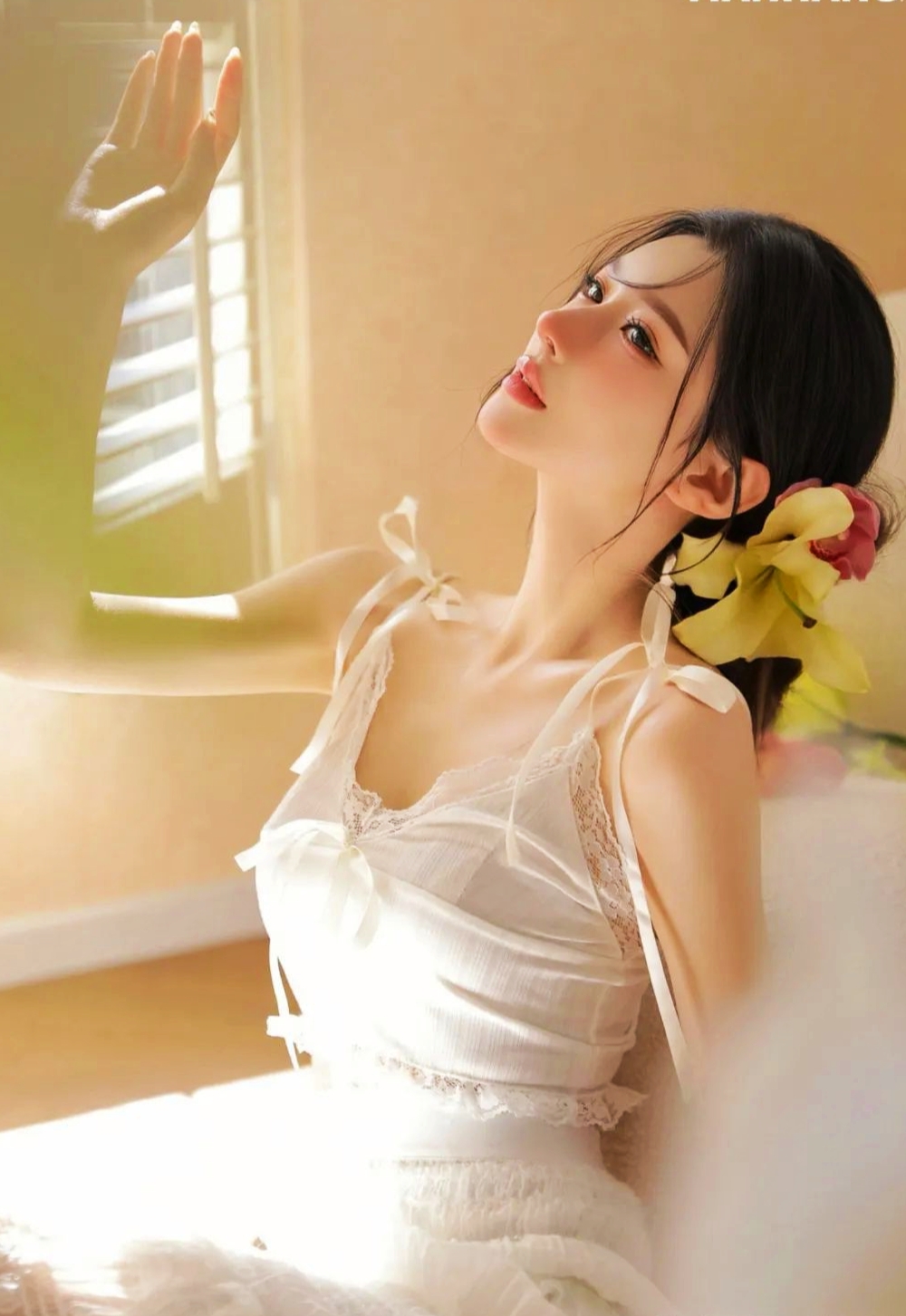 搔首弄姿的意思(搔首弄姿的意思和造句) 搔首弄姿的意思(搔首弄姿的意思和造句)
