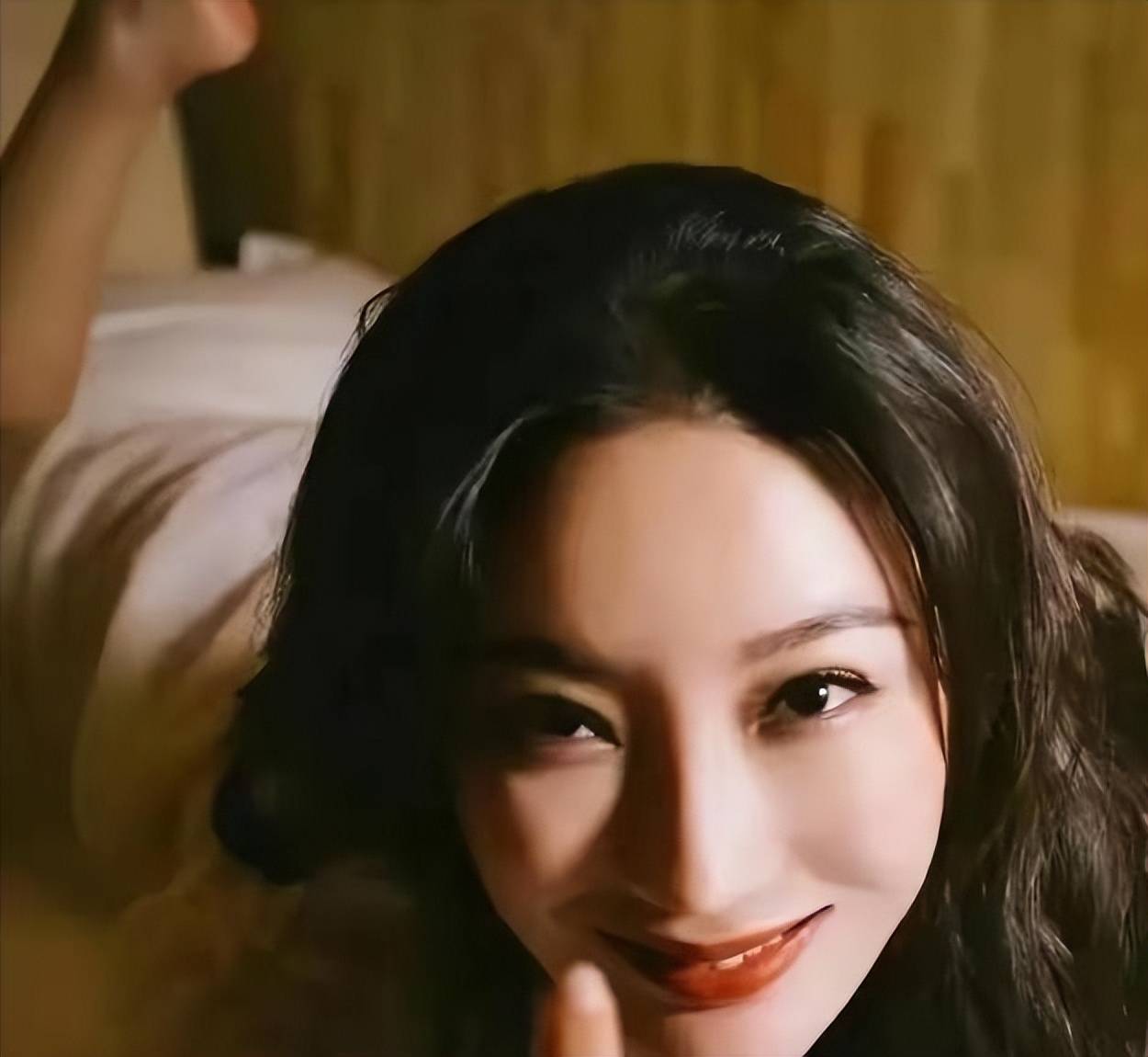 王李丹妮三级(王李丹妮为艺术献身的电影)