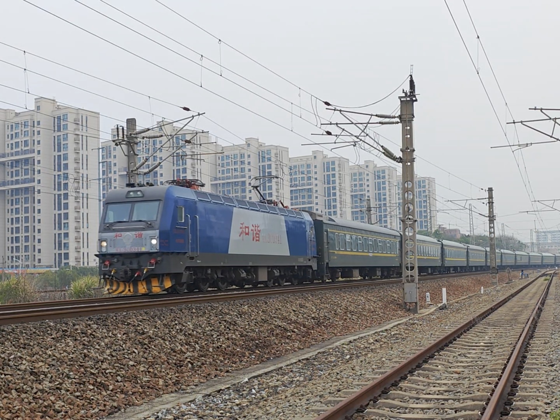 k1096(k1096车厢座位分布图)