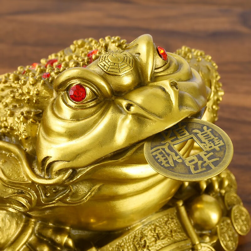 三足金蟾最忌讳什么生肖(三足金蟾最忌讳什么生肖呢)