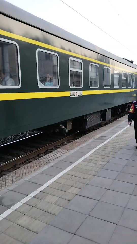 t308次列车时刻表(T308次列车时刻表查询)