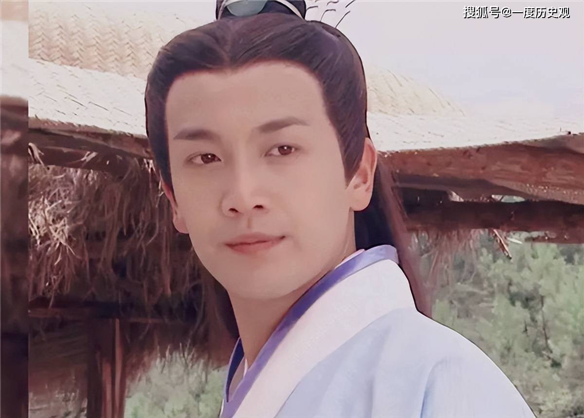 杨宗保的儿子叫什么名字(杨宗保的儿子叫什么名字啊)