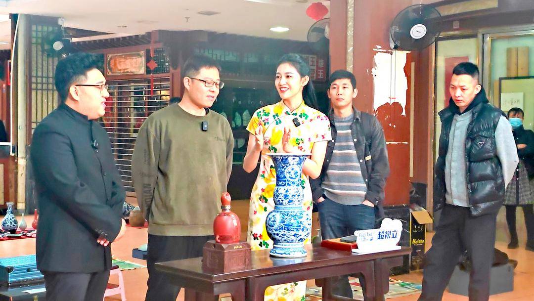 华豫之门古董鉴定怎样联系(华豫之门古董鉴定怎样联系方式)