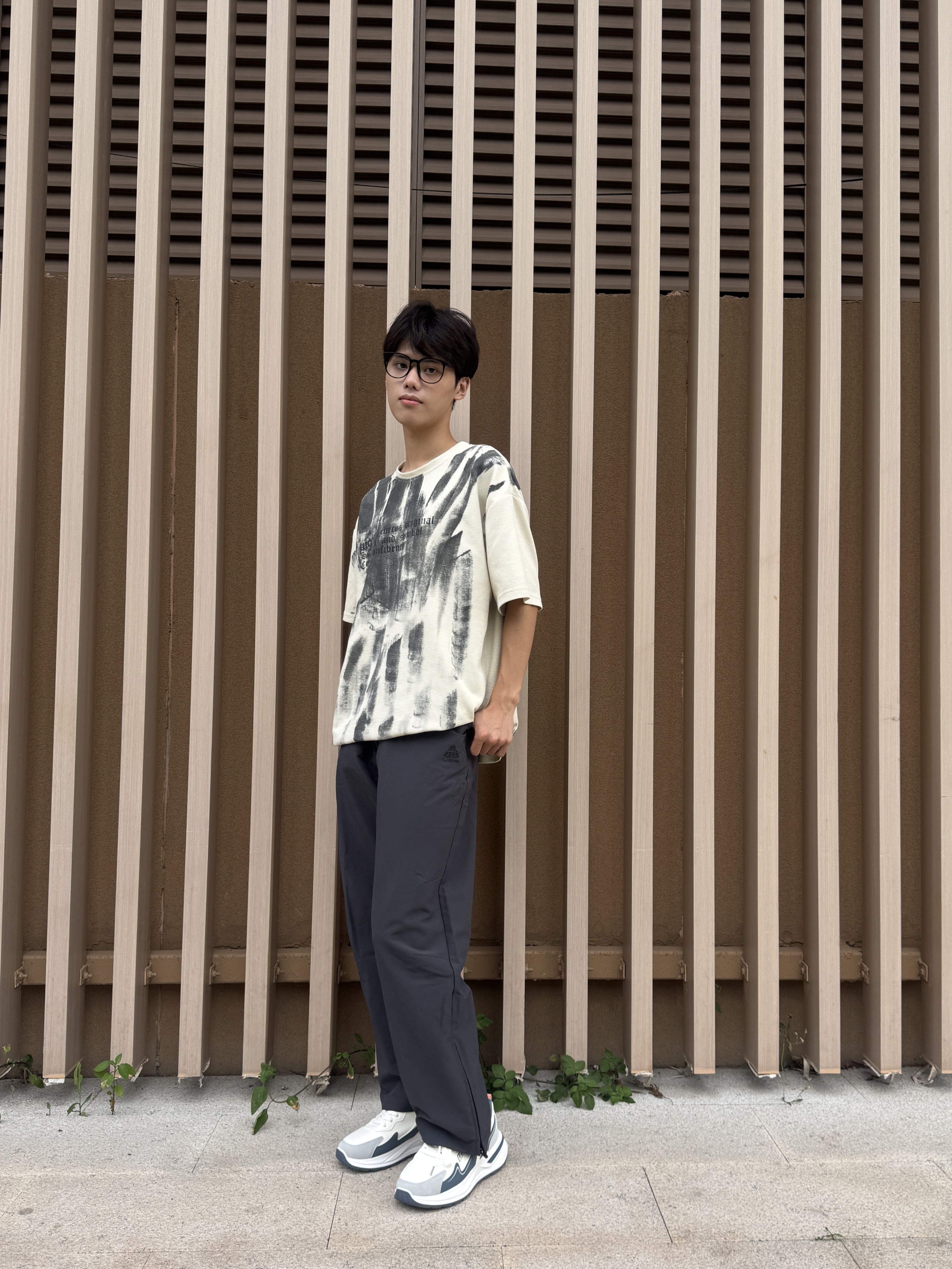 男生177cm标准体重是多少(男生177cm标准体重是多少斤)