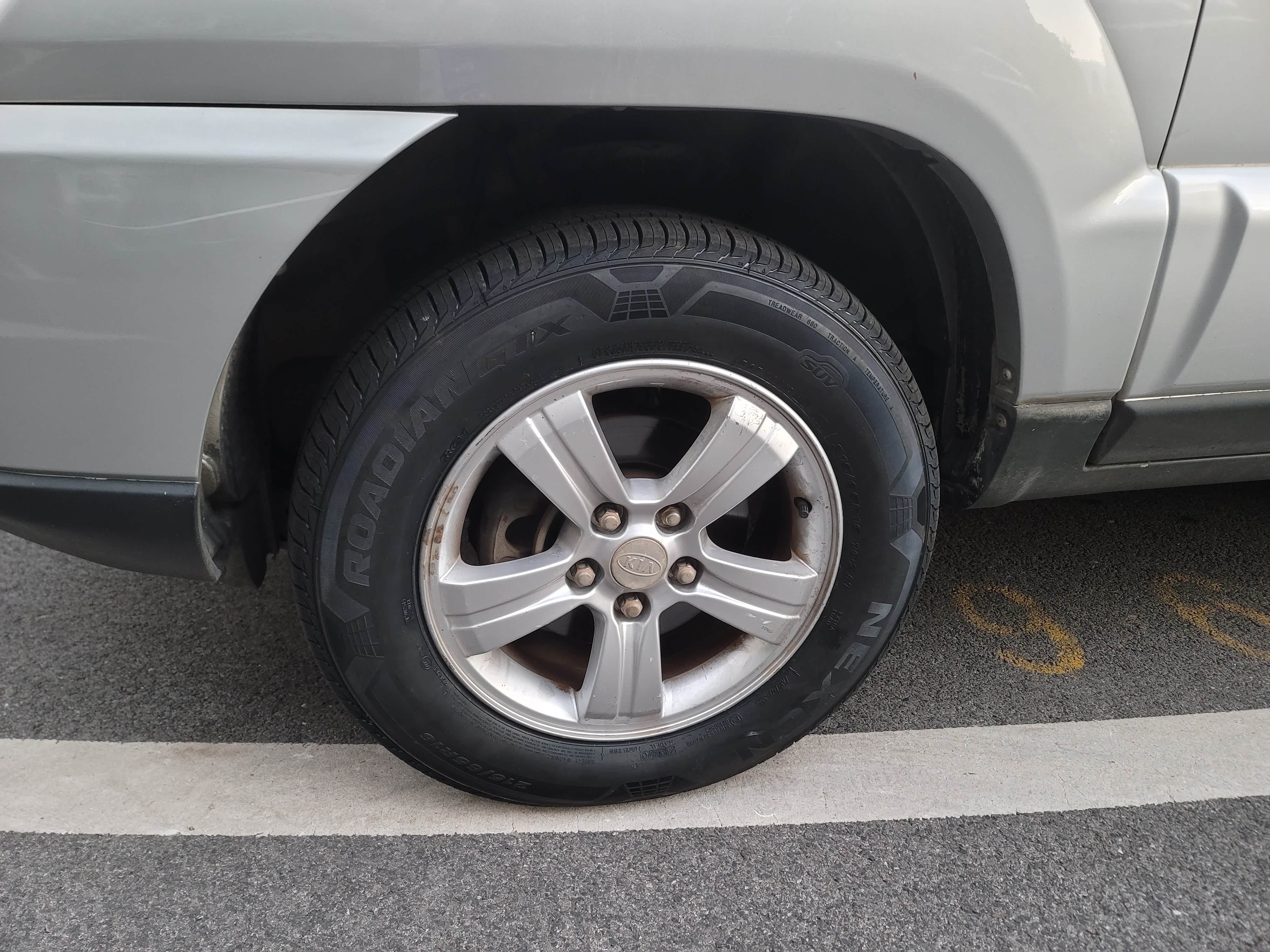 轮胎耐克森什么档次(轮胎耐克森什么档次?和米其林比哪个性价比高?)