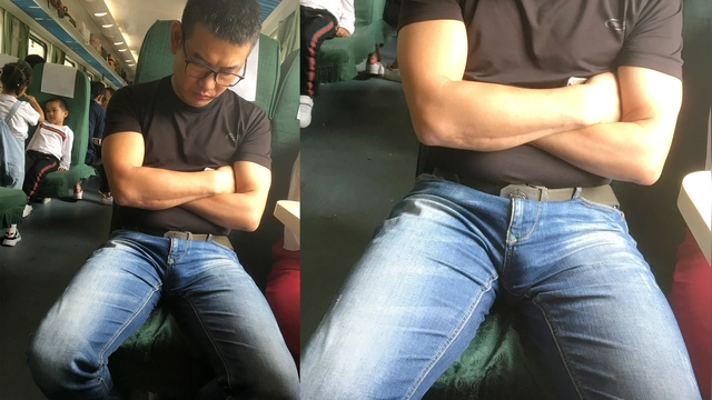 包含男生硬起来无遮挡照片的词条