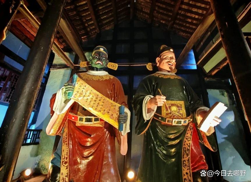 主角是阴天子重建地府(主角是阴天子重建地府张牧之)