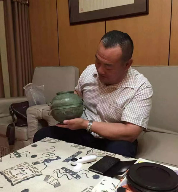 瓷器鉴定专家(瓷器鉴定专家排名)