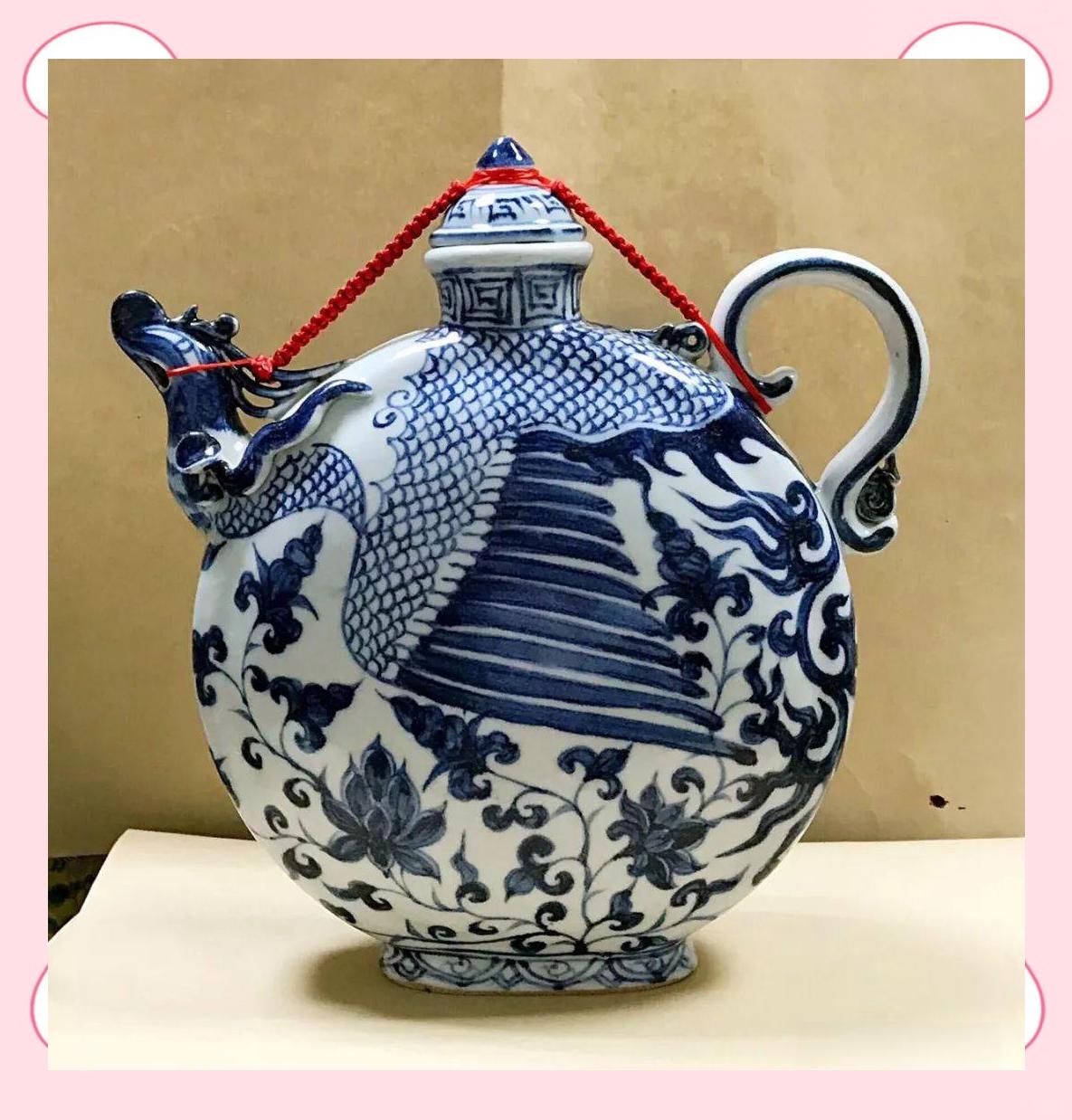 元青花凤首扁壶(元青花凤首扁壶拍卖过么?)