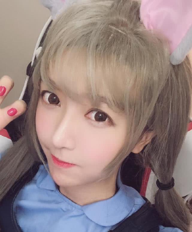 辅助长得好看有什么用[电竞](辅助长得好看有什么用电竞by对四要不起)