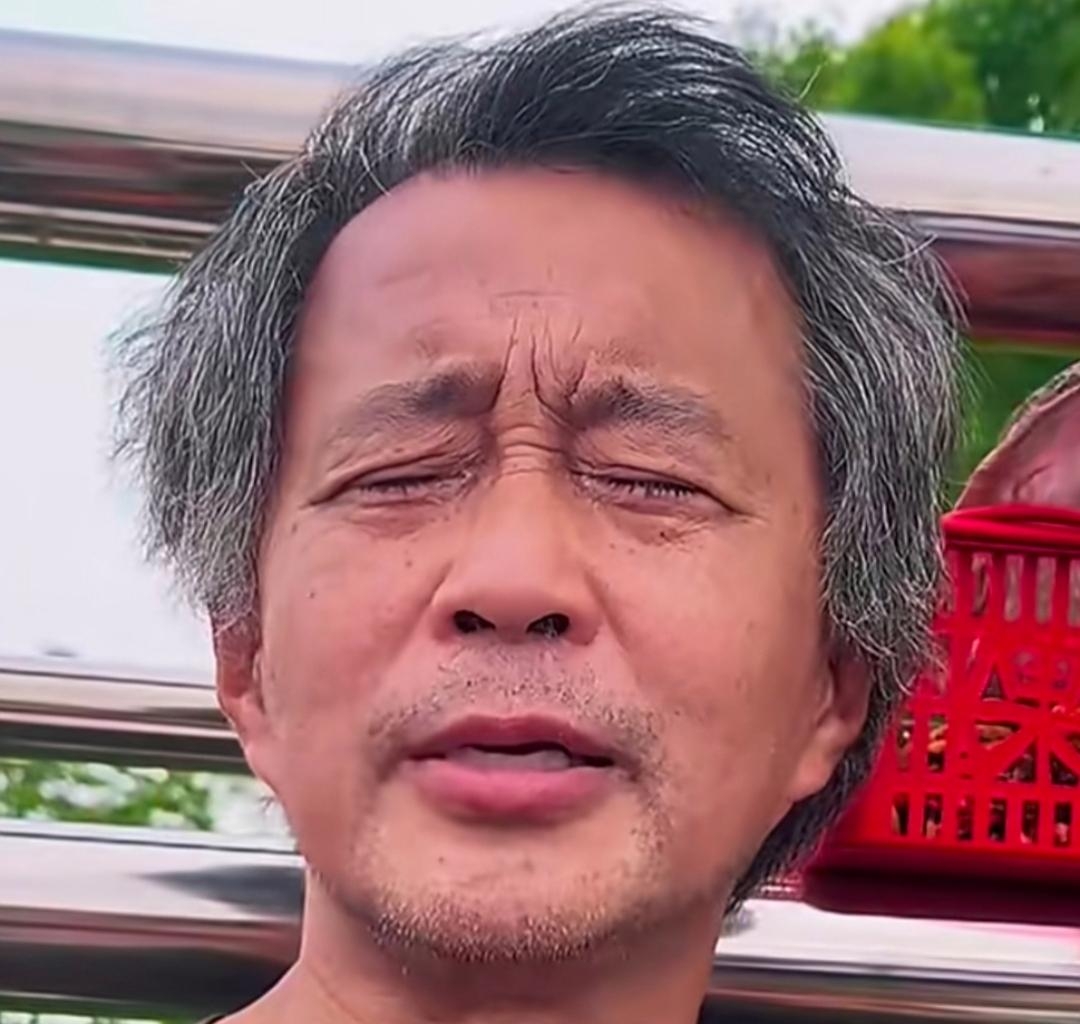 滔滔不绝(滔滔不绝的说口若什么什么)