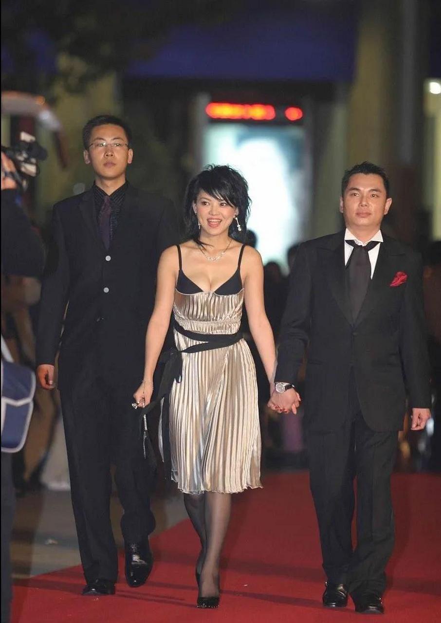李厚霖现任妻子李佳薇结婚照资料(李厚霖李佳薇结婚照 李厚霖老婆李佳薇简历) 李厚霖现任妻子李佳薇结婚照资料(李厚霖李佳薇结婚照 李厚霖老婆李佳薇简历)