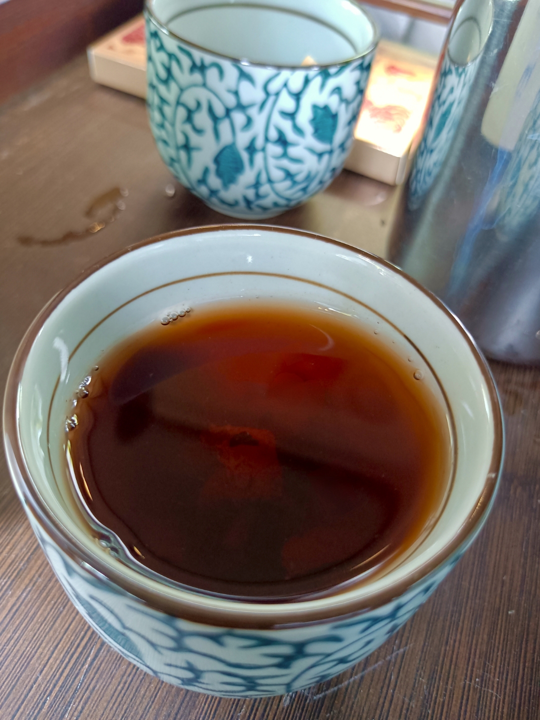 泡玫瑰花茶的水温(玫瑰花泡茶要多少度水好)