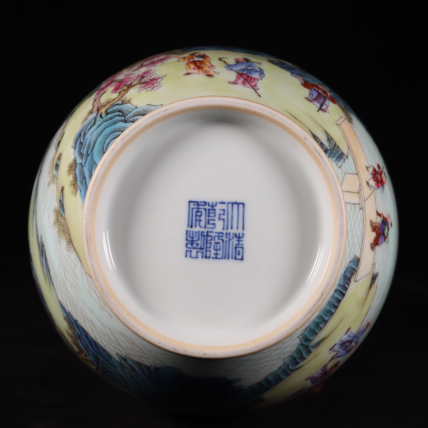 大清乾隆年制瓷器底款(大清乾隆年制瓷器底款真品)